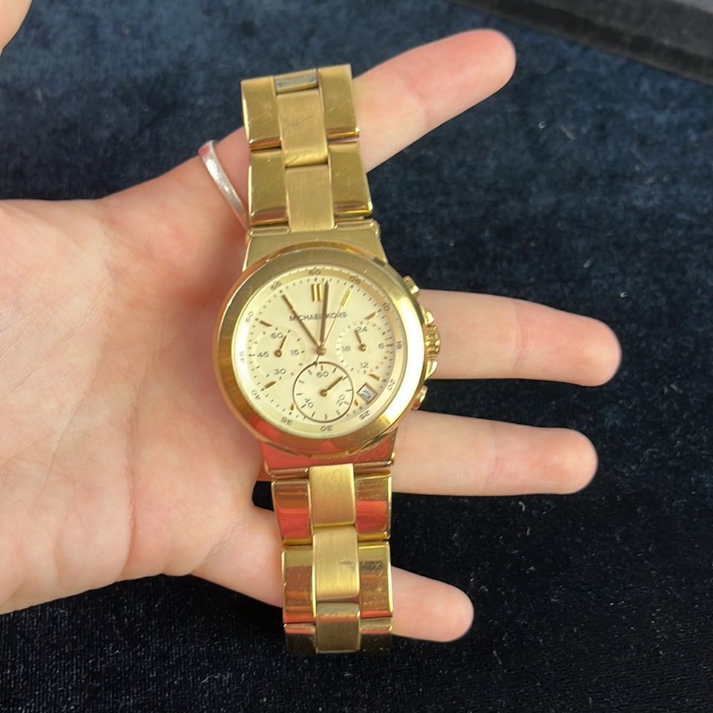 Michael Kors Gold Chronograph Watch - Picture 9 of 9